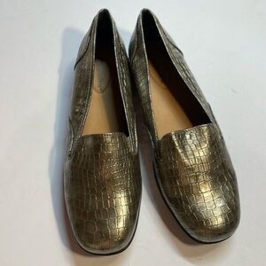 Comfortview woman’s Wide The Leisa Slip on Flat shoes Size 11W
